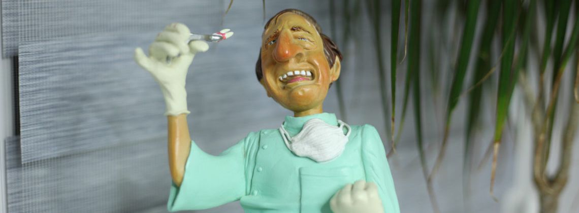 Що таке зубні імпланти?