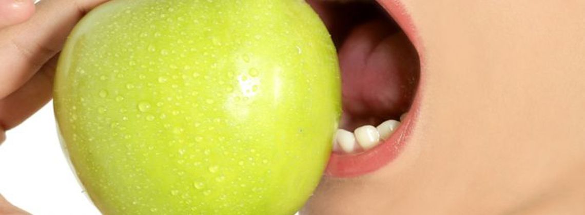 Як правильно зміцнити зуби?