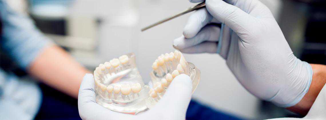 Как часто нужно менять ортопедические конструкции (съемные и несъемные)