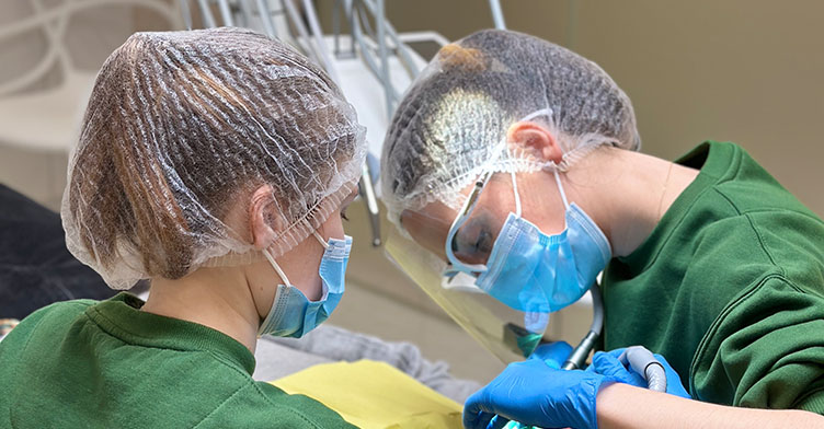 Пломбування каналів