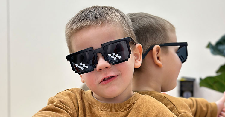 Знайомство з відчуттям